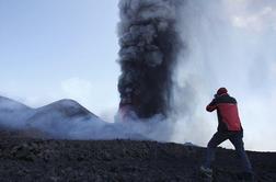 Ognjenik Etna na Siciliji znova oživel