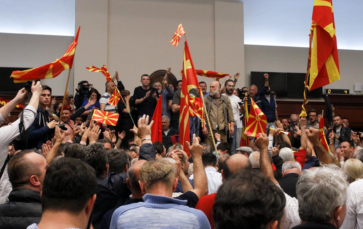 Makedonija protestniki parlament | Foto Reuters