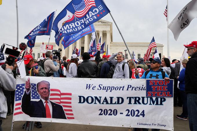 Ko bo kongres ta teden začel šteti elektorske glasove, se bodo v Washingtonu znova zbrali Trumpovi podporniki. | Foto: Reuters