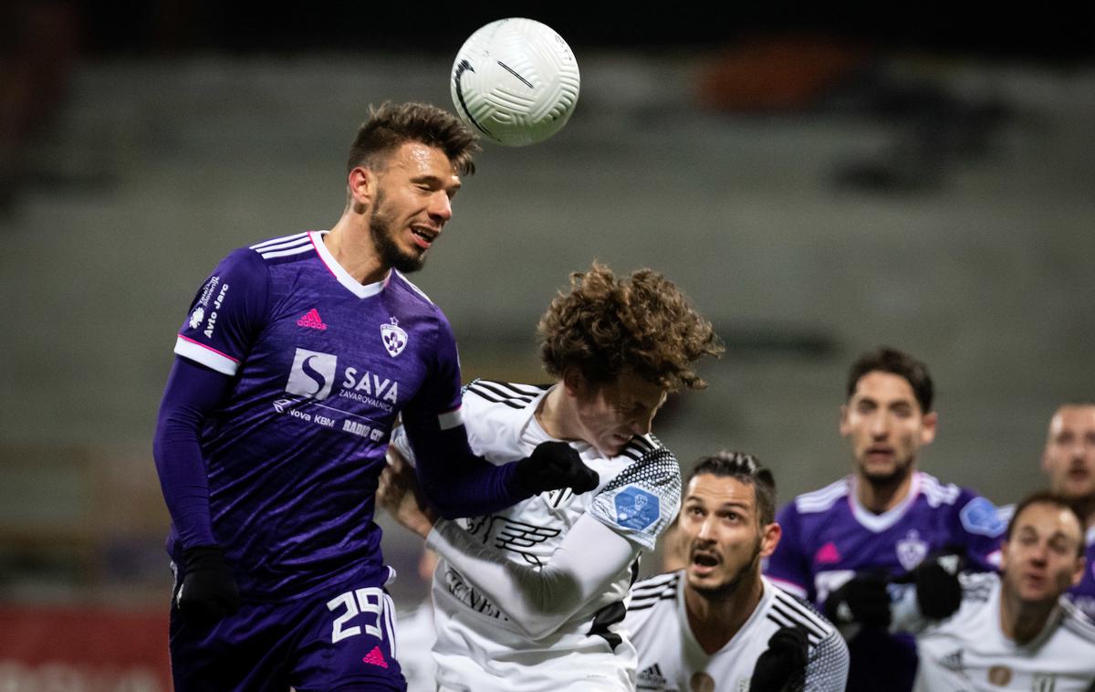 Jan Mlakar | V prejšnji sezoni je Jan Mlakar zabijal za Maribor, v aktualni za Hajduk. | Foto Blaž Weindorfer/Sportida