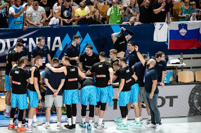 Slovenija Hrvaška Košarka | Luka Dončić z druščino bo prvo tekmo na letošnjem EuroBasketu odigral v četrtek proti Litvi. | Foto Blaž Weindorfer/Sportida