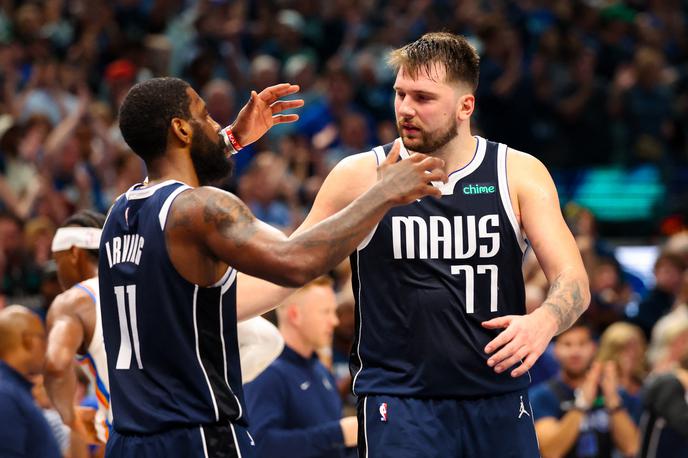 Kyrie Irving Luka Dončić | Kyrie Irving in Luka Dončić sta dosegla več kot polovico točk Dallas Mavericks. | Foto Reuters