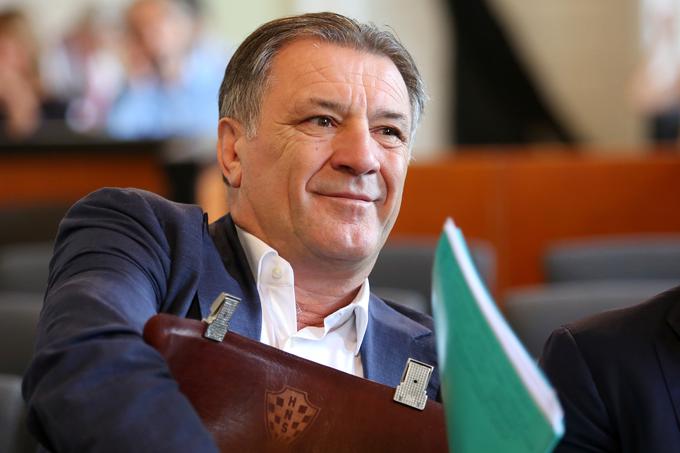 Zdravko Mamić ves čas poudarja, da se na kazen požvižga. Pred časom je celo dejal, da mu tudi dvakratna kazen ne bi nič pomenila.  | Foto: STA ,