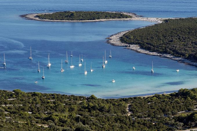 Ustvarite spomine na peščeni plaži Sakarun na otoku Dugi otok. | Foto: Velid Jakupović