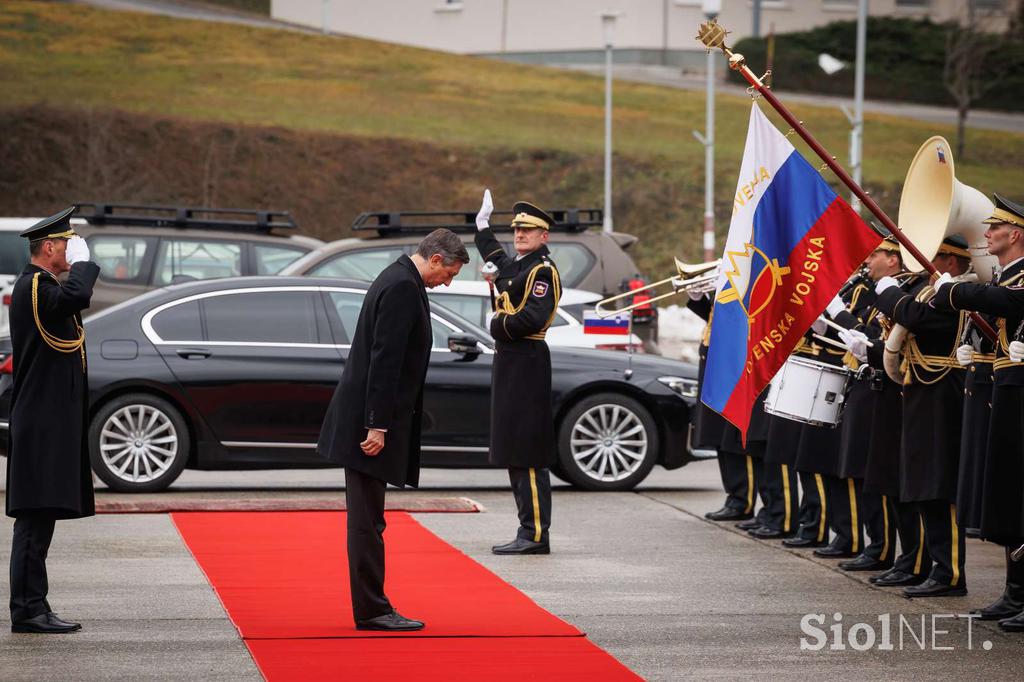 Borut Pahor, slovenska vojska