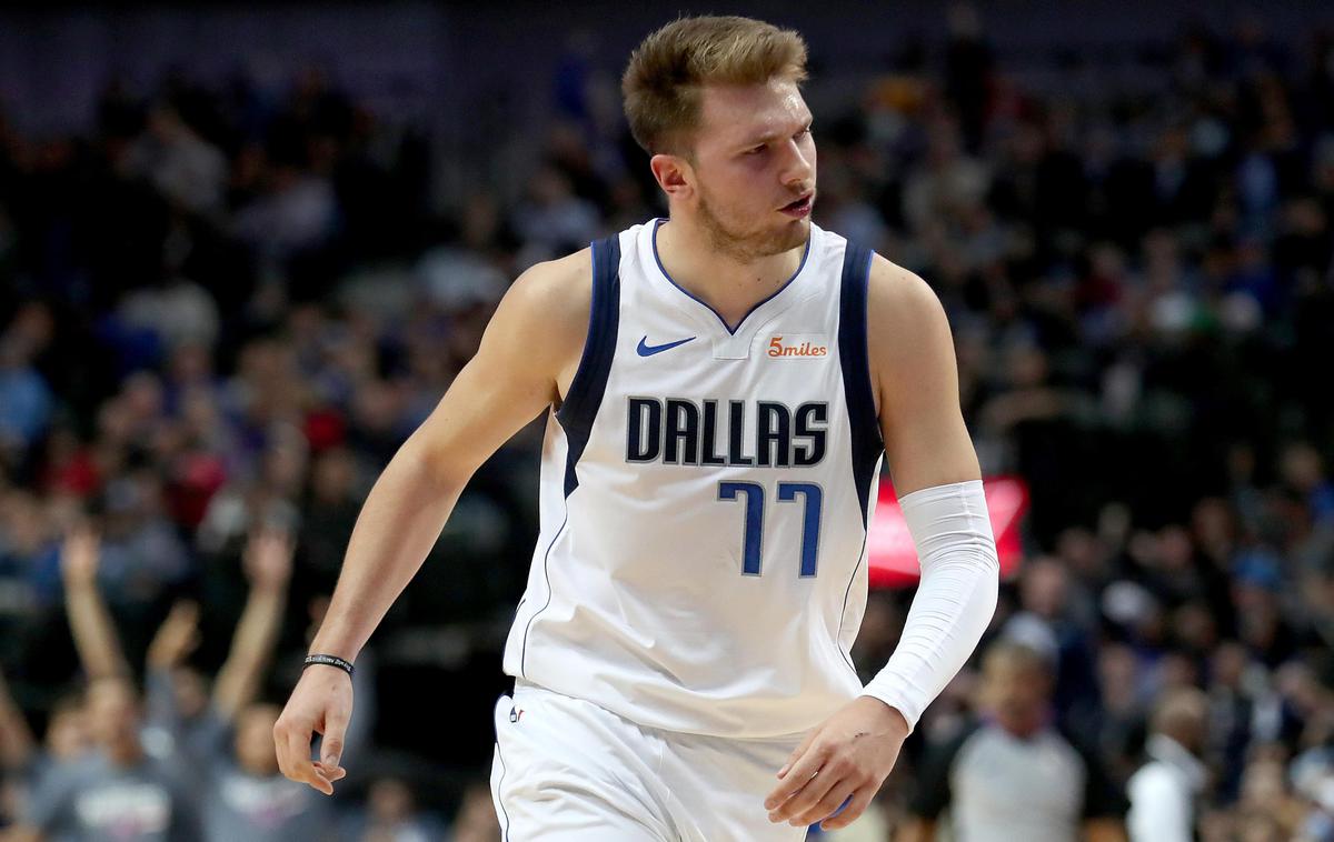 Luka Dončić | Luka je bil vprašljiv za obračun s Houstonom, a je stisnil zobe in ni pustil, da bi ga bolezen zdelala. | Foto Getty Images