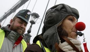 V Budimpešti množični protesti proti vladnim varčevalnim ukrepom