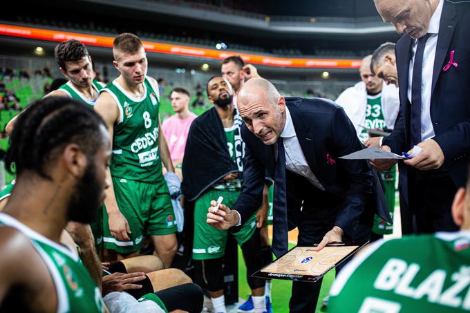 Trener Slaven Rimac pozdravlja premor, v katerem bodo izkoristili čas za kakovosten trening. | Foto: Grega Valančič/Sportida