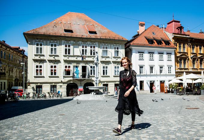 Urška o vsakodnevni opravi ne razmišlja preveč ... | Foto: Vid Ponikvar