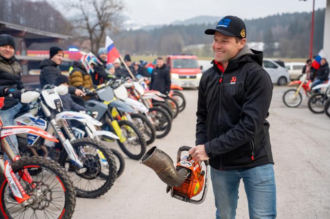 Toni Mulec na sprejemu v domači vasi Legen na Koroškem | Foto: KN media/STA