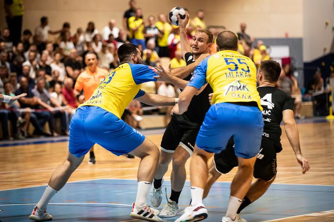 RK Gorenje Velenje : RK Celje Pivovarna Laško, superpokal | Rokometaši Velenje bodo igrali v gosteh pri Slovenj Gradcu. | Foto Blaž Weindorfer/Sportida