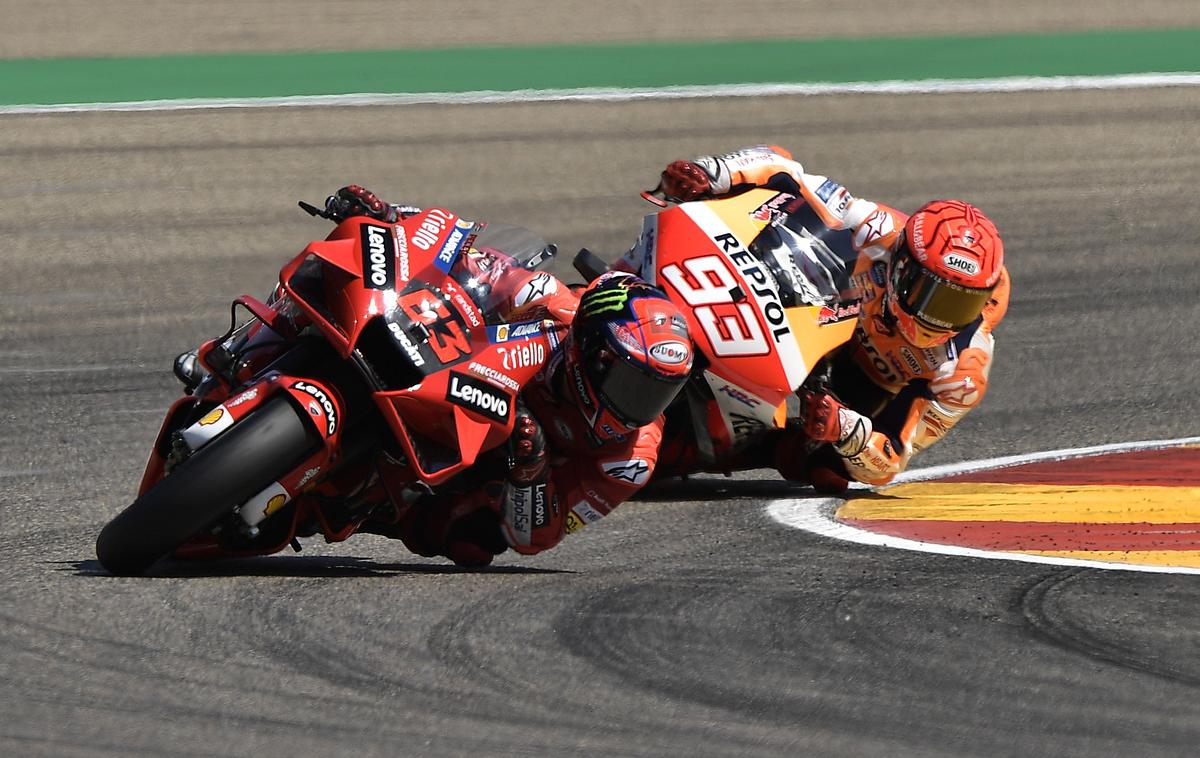 Francesco Bagnaia | Francesco Bagnaia je odbil vse napade Marca Marqueza. | Foto Reuters