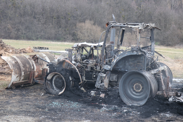 Zagorel traktor, nastalo za 50 tisoč evrov škode