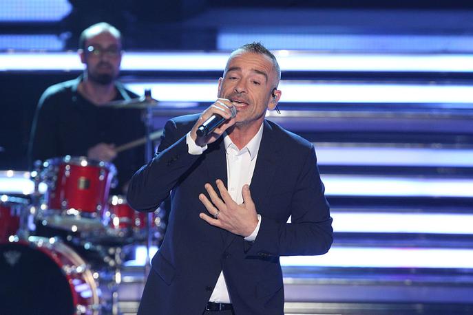 Eros Ramazzotti | Šestinpetdesetletnik je izdal 15 studijskih albumov v italijanščini in španščini in prodal več kot 60 milijonov izvodov. Nanizal je vrsto uspešnic, med katerimi so Piu bella cosa, Parla con me, Un emozione per sempre in Se bastasse una canzone.  | Foto Getty Images