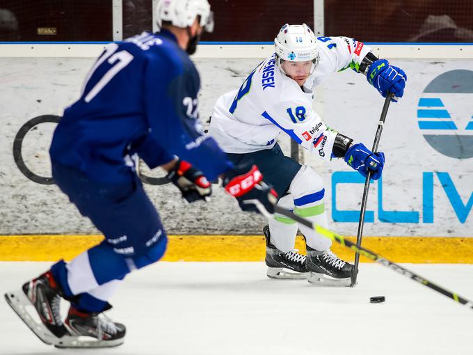 Reprezentant Ken Ograjenšek je zadel za zmago Gradca v podaljšku. | Foto: Morgan Kristan/Sportida