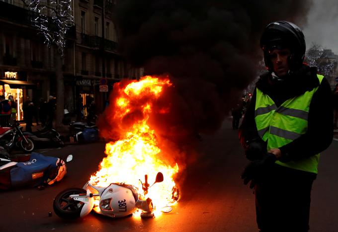 protesti Pariz Francija rumeni jopiči | Foto: Reuters