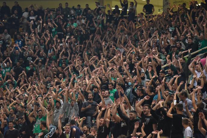 Panathinaikos navijači | Navijači Panathinaikosa so povsem izgubili živce. | Foto Guliverimage