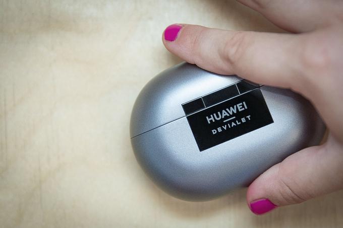 Pri razvoju slušalk Huawei FreeBuds Pro 2 je sodelovalo francosko podjetje za zvočne tehnologije Devialet. | Foto: Ana Kovač