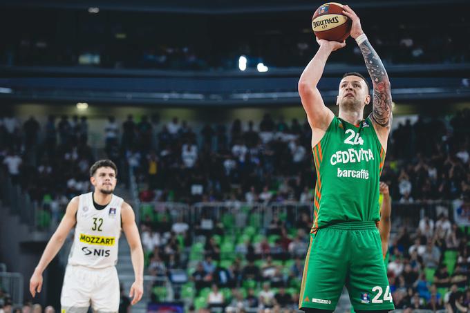 Po Zoranu Dragiću se je v klub vrnil še Alen Omić, čeprav se je Cedevita Olimpija poleti odpovedala obema. | Foto: Grega Valančič/Sportida