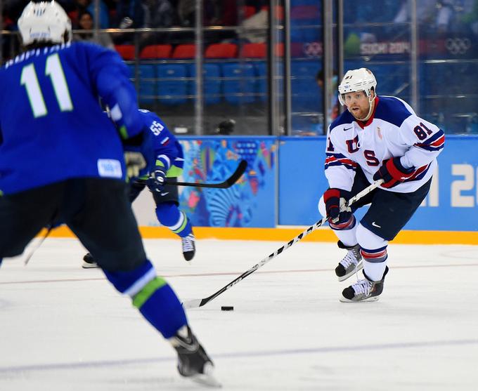 Dvakrat je z reprezentanco ZDA nastopil na olimpijskih igrah, leta 2010 so osvojili srebro. Fotografija je iz Sočija, kjer so igrali s Slovenijo. | Foto: Guliverimage/Vladimir Fedorenko