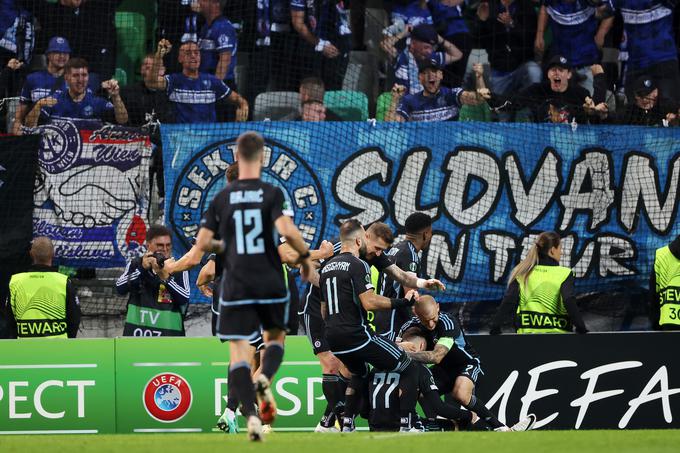 NK Olimpiji v konferenčni ligi s Slovanom iz Bratislave kljub veliki podpori s tribun ni uspelo. Ljubljančani so klonili z 1:0. | Foto: www.alesfevzer.com