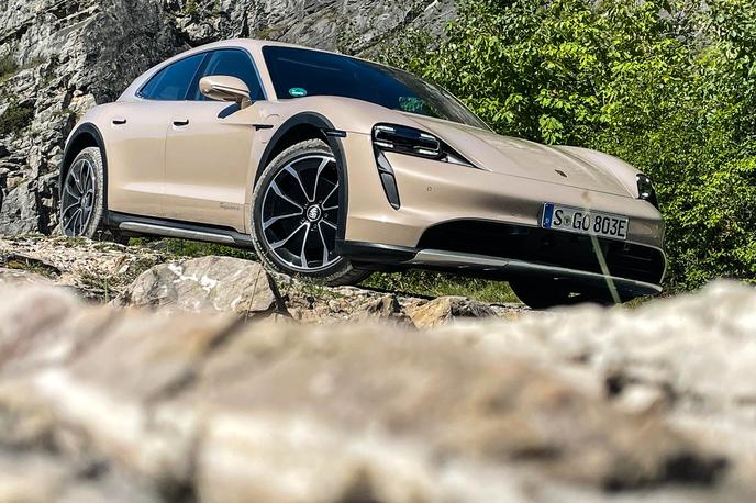 Porsche taycan cross turismo | Foto Gašper Pirman