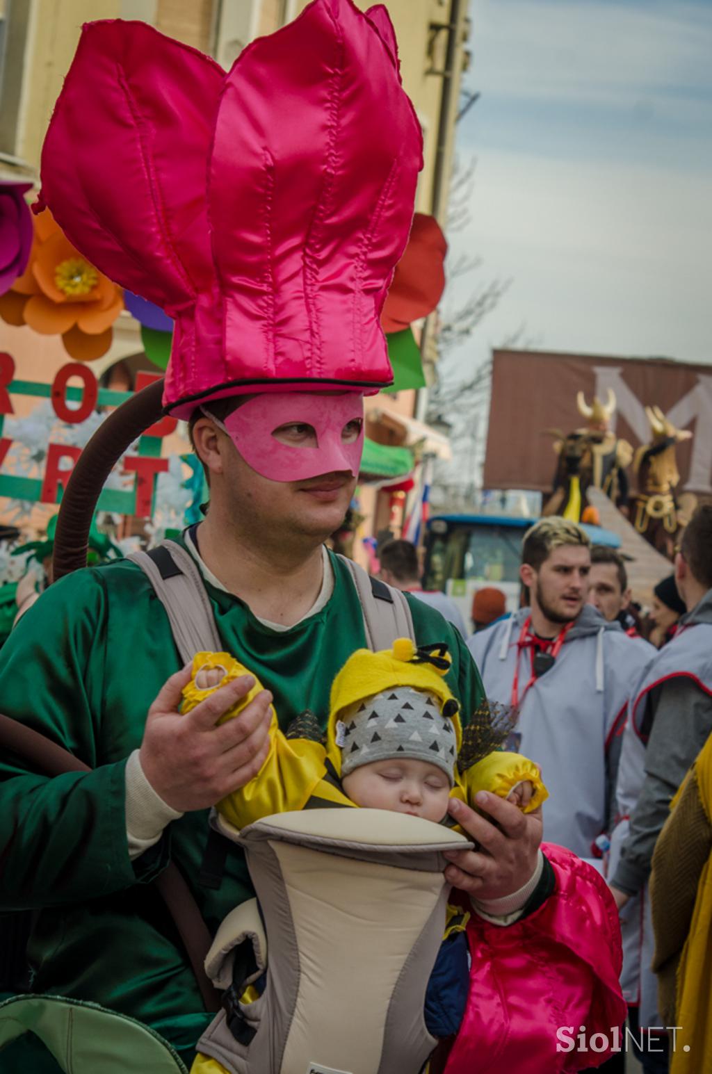 pust Ptujski karneval povorka Ptuj