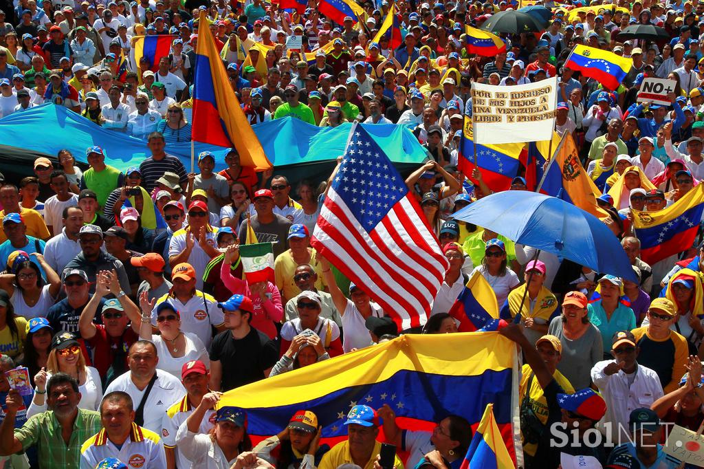 Venezuela Caracas protesti Maduro Guaido