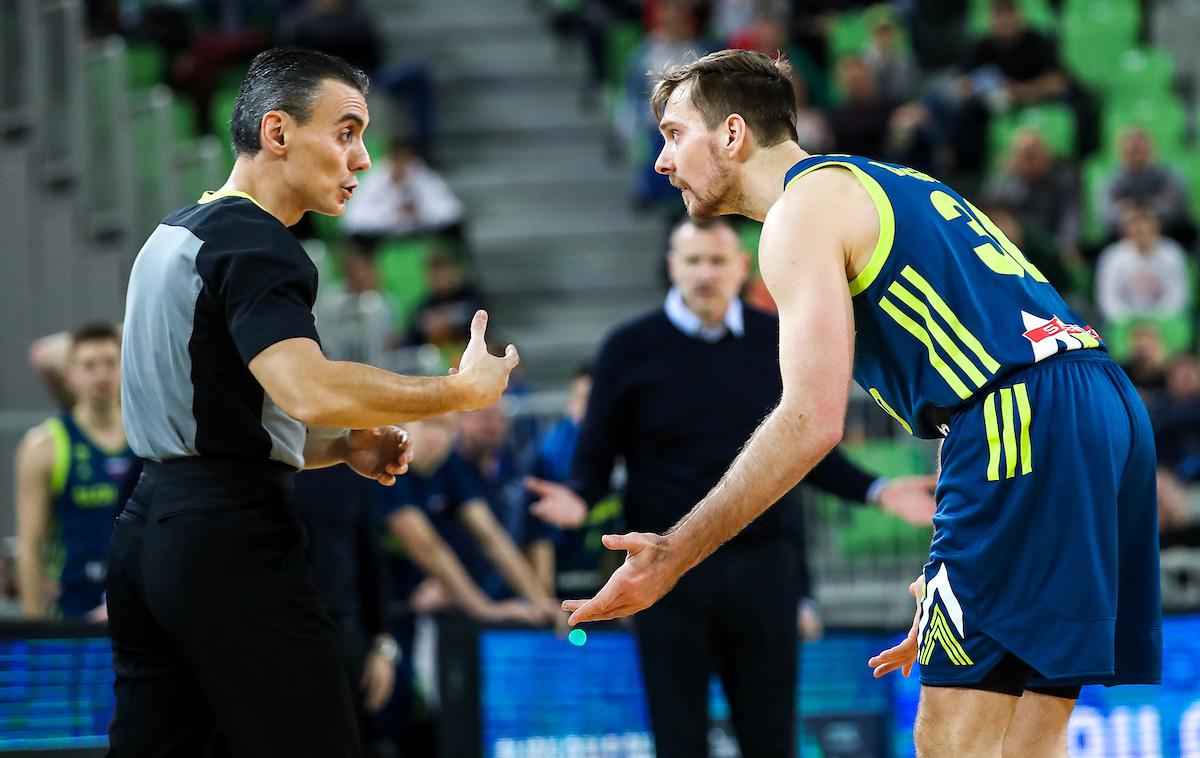 Zoran Dragić | Zoran Dragić brani barve Baskonie, kjer je vseh 16 košarkarjev glasovalo proti nadaljevanju sezone. | Foto Matic Klanšek Velej/Sportida