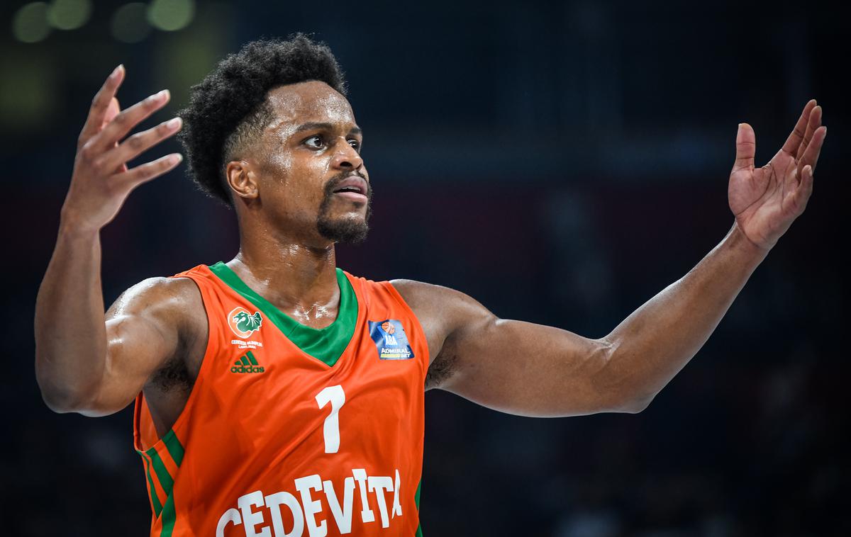 Cedevita Olimpija Yogi Ferrell | Yogi Ferrell je dal v prvih treh četrtinah le tri točke. | Foto Partizan Mozzart Bet/Dragana Stjepanović