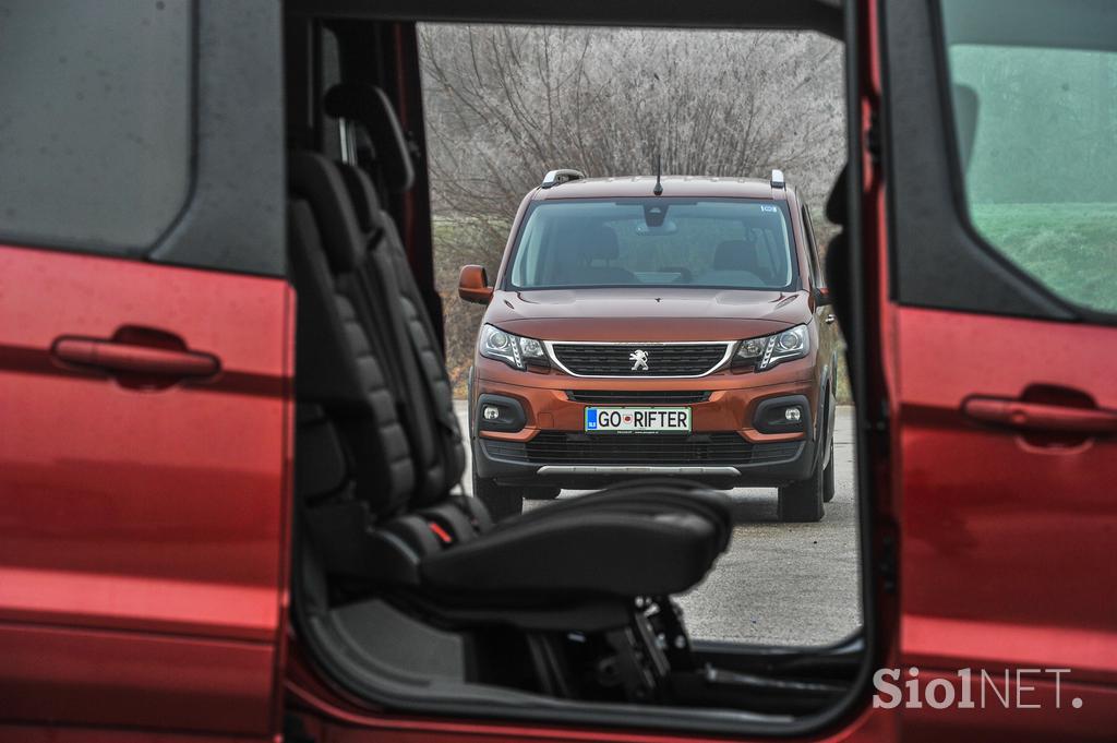 Ford tourneo courier in peugeot rifter