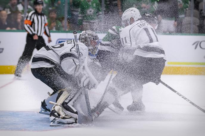 Los Angeles Kings Dallas Stars | Anže Kopitar je zadel tudi na četrti tekmi, a še tretjič zapored izgubil. | Foto Guliverimage