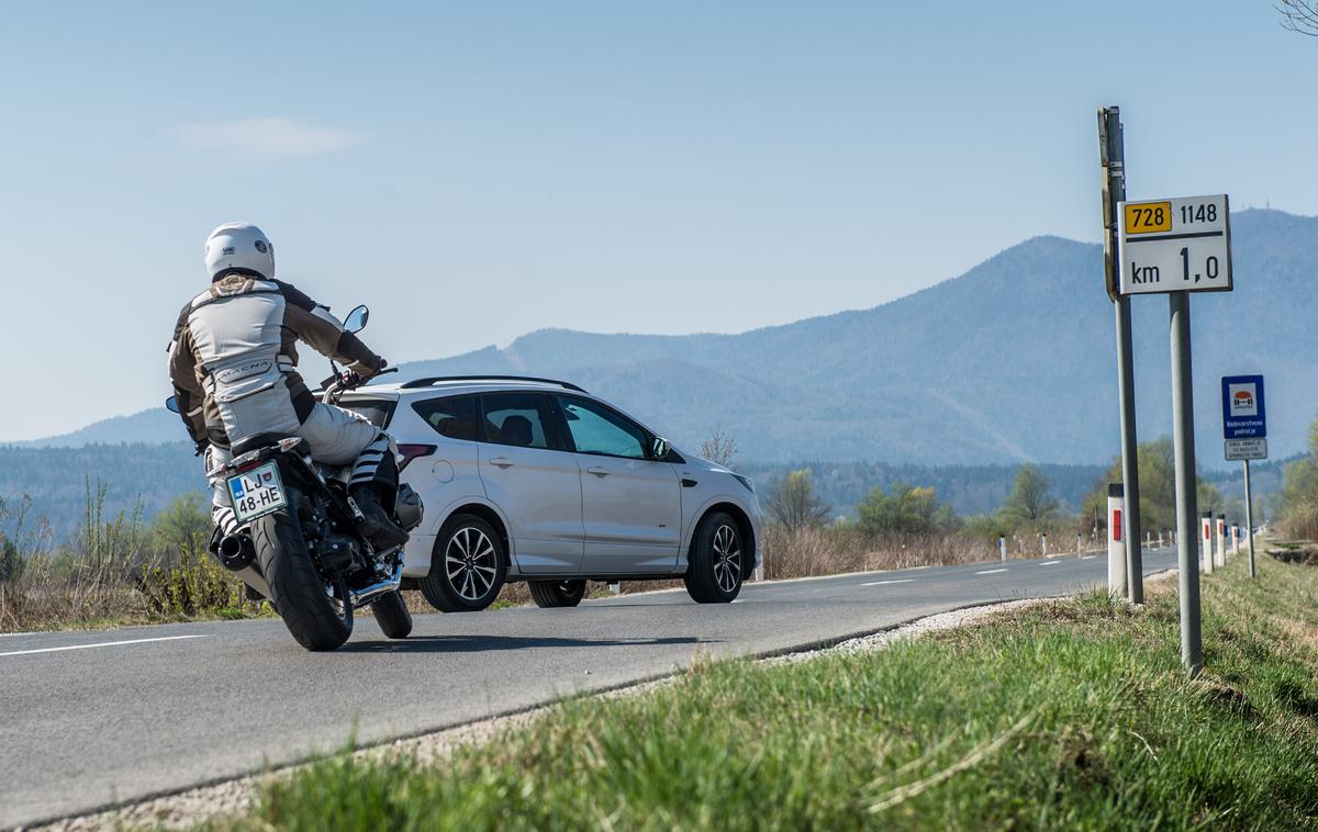 Javna agencija RS za varnost prometa (AVP) : Ne prehitevajte življenja! Motorist za vedno. | Foto Klemen Korenjak