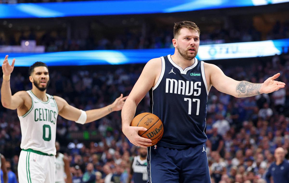 Luka Dončić Dallas Mavericks | Luka Dončić se je zaradi predstave v obrambi znova znašel na udaru kritikov. | Foto Reuters