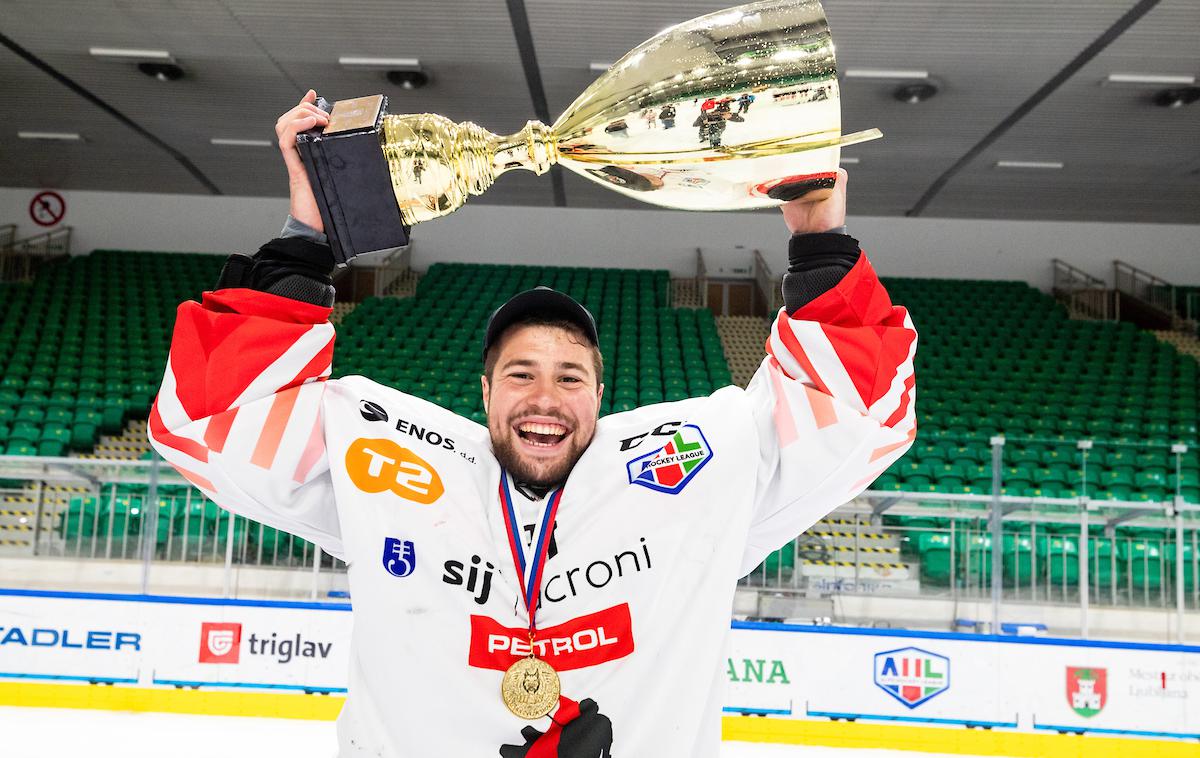 Jesenice prvaki - Olimpija finale | Urban Avsenik ostaja železar. | Foto Matic Klanšek Velej/Sportida