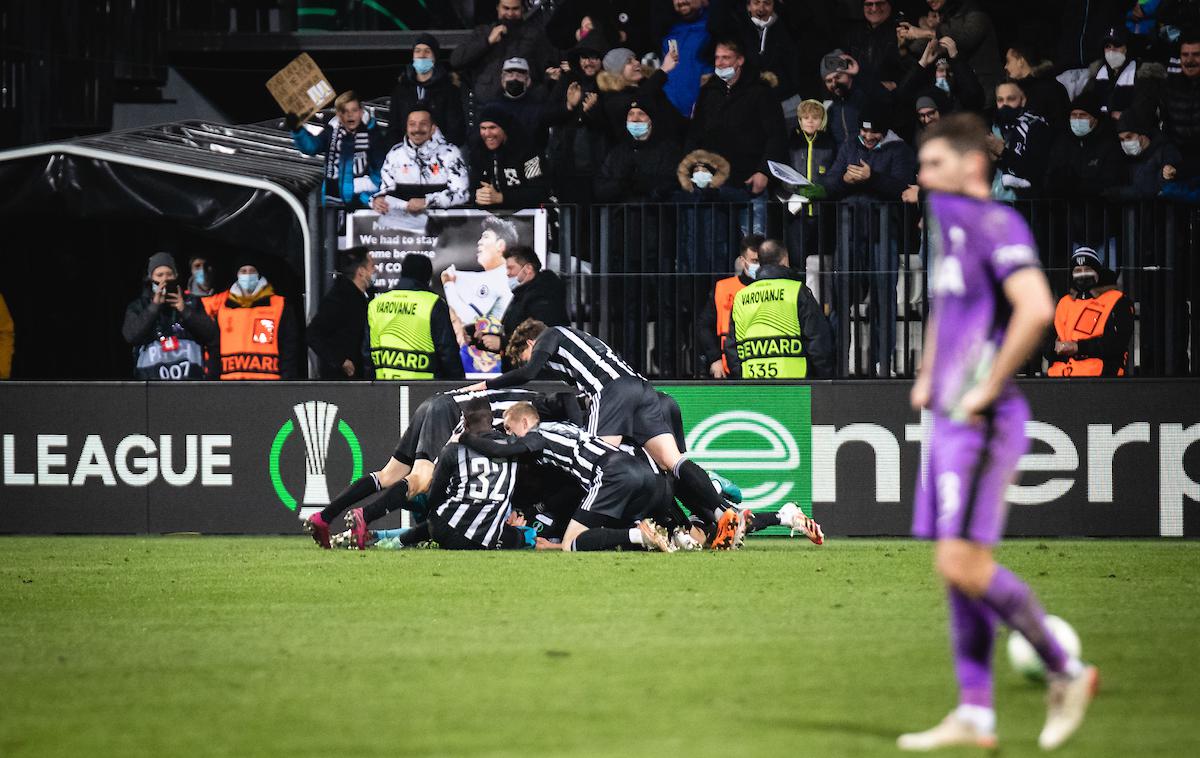 Mura Tottenham | Nogometaši Mure so pripravili veliko presenečenje. | Foto Blaž Weindorfer/Sportida