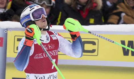 Francoz končal v snegu, Kristoffersen suvereno