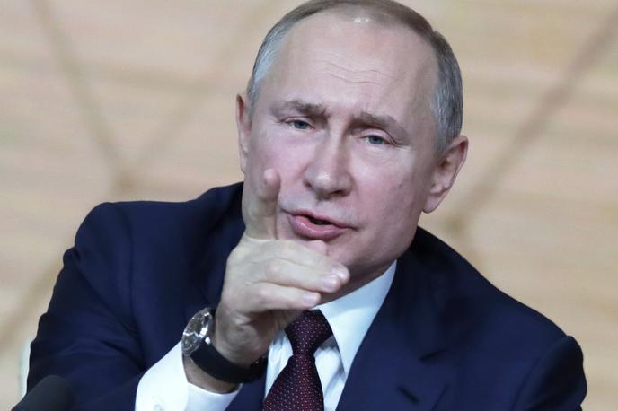 Vladimir Putin | Ruski predsednik Vladimir Putin je verjetno jezen sam nase, ker je januarja letos ohranil na oblasti kazahstanskega predsednika Kasima-Žomarta Tokajeva. | Foto Guliverimage