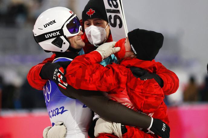 Kanada ekipa skoki bronasta medalja | Kanada je veliko presenečenje zimskih olimpijskih iger. Na tekmi mešanih ekip je osvojila bronasto medaljo. | Foto Guliverimage