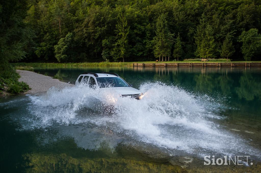 Dacia duster in oskrbnik gorske koče