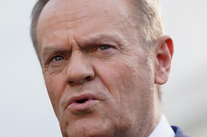 Poljski premier Donald Tusk | Po besedah poljskega premiera Donalda Tuska bo proračun za prihodnje leto prispeval h krepitvi varnosti Poljske. | Foto Reuters