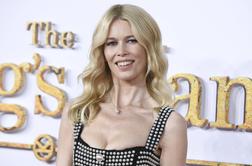 Claudia Schiffer 53. rojstni dan slavila v bikiniju