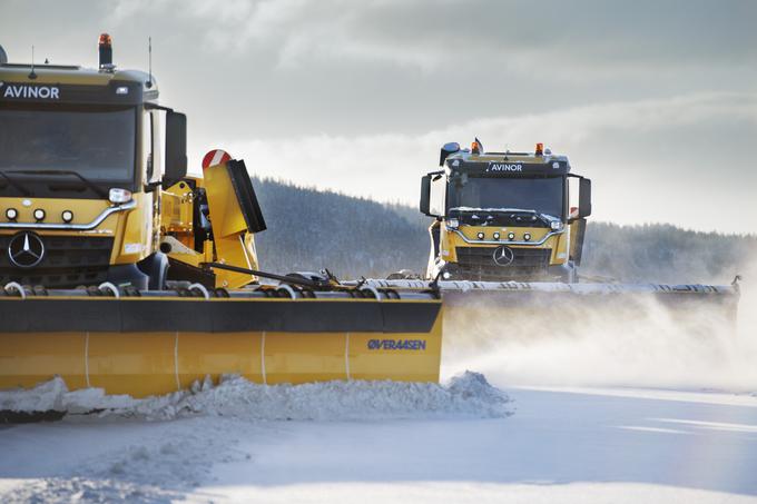 Avtonomni plugi delujejo v formaciji, zato je čiščenje snega hitro in natančno. | Foto: Yeti Snow Tech