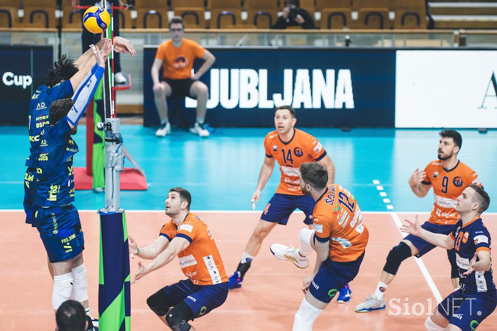 ACH Volley : Modena pokal CEV