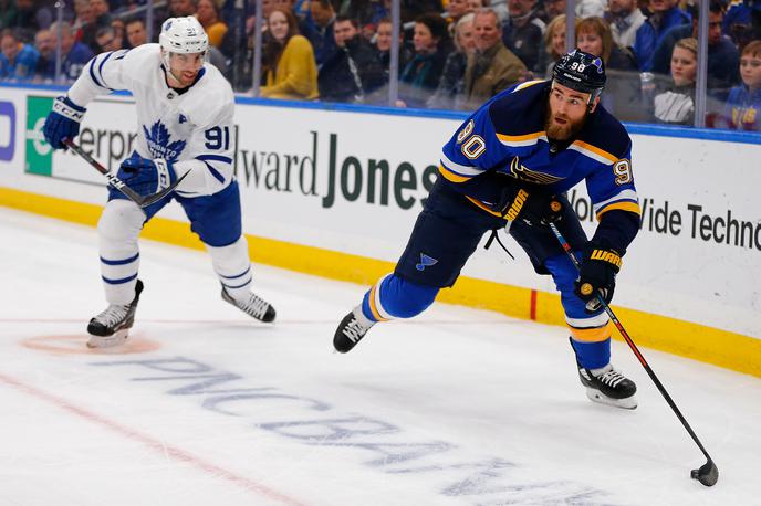 Ryan O'Reilly #90 | Ryan O'Reilly je v podaljšku dosegel zmagoviti gol za St. Louis. | Foto Getty Images