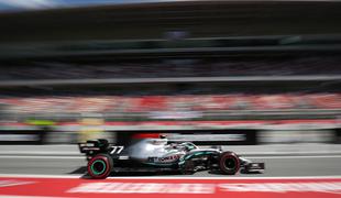 Bottas tudi v drugo na vrhu, ferrarija tri desetinke za mercedesoma