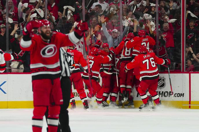 Carolina Hurricanes | Carolina Hurricanes so se uvrstili v konferenčni finale. | Foto Reuters