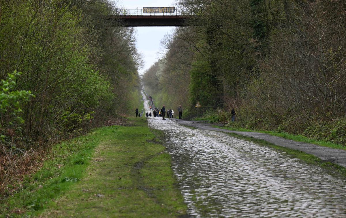 Pariz - Roubaix, kocke, Eddy Merckx | Znamenite dirke Pariz–Robaix si ni mogoče predstavljati brez brutalnih tlakovanih odsekov. V šestdesetih letih prejšnjega stoletja pa so skoraj izginili.  | Foto Guliverimage