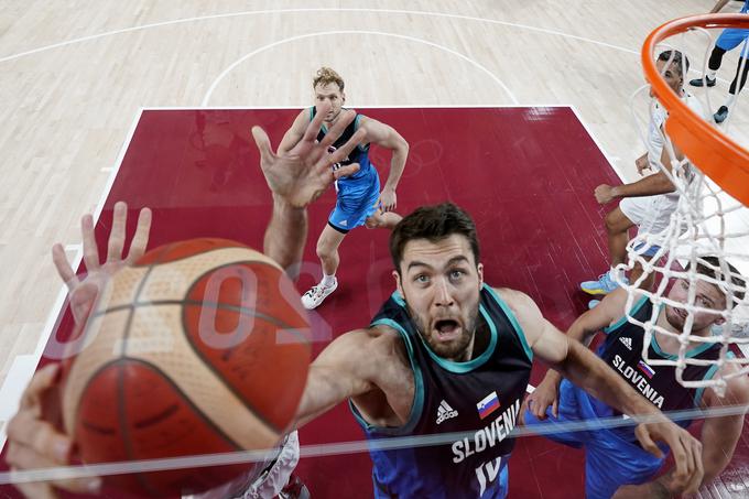 Ob Zoranu se v reprezentanco vrača tudi Mike Tobey. | Foto: Reuters