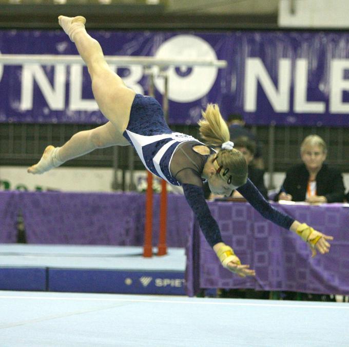 Otroštvo je posvetila gimnastiki.  | Foto: Stanko Gruden, STA